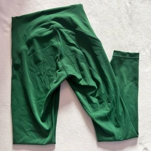 Lululemon InStill Legging Size 4 Everglade Green 25” length (regular)